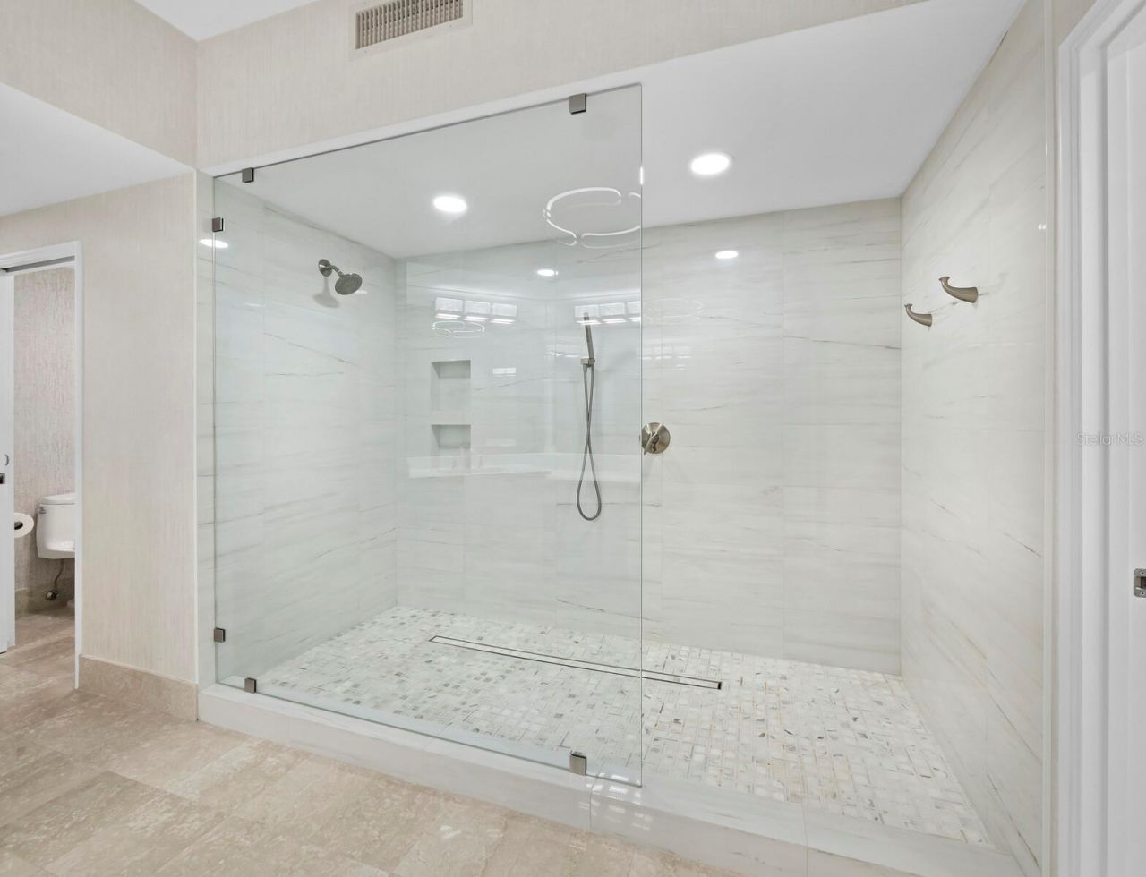 3040 Grand Bay Boulevard, Unit 225, Longboat Key, FL 34228 Photo