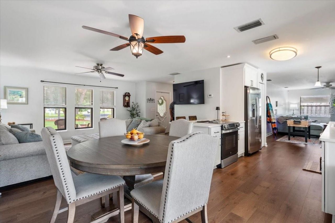 4346 Meadowland Circle, Sarasota, FL 34233 Photo