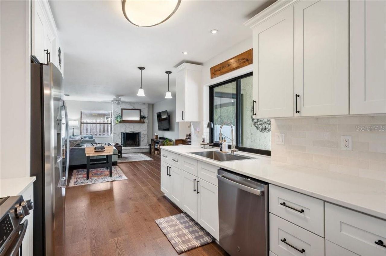 4346 Meadowland Circle, Sarasota, FL 34233 Photo