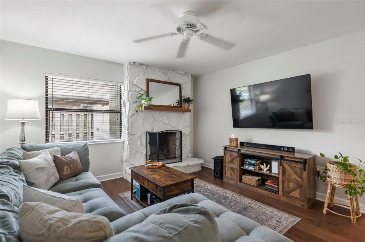 4346 Meadowland Circle, Sarasota, FL 34233 Photo
