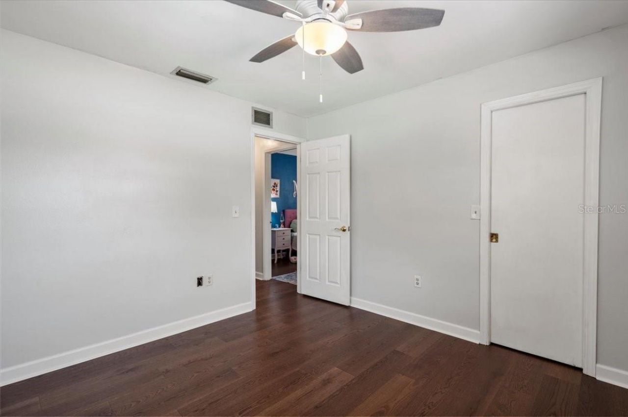 4346 Meadowland Circle, Sarasota, FL 34233 Photo