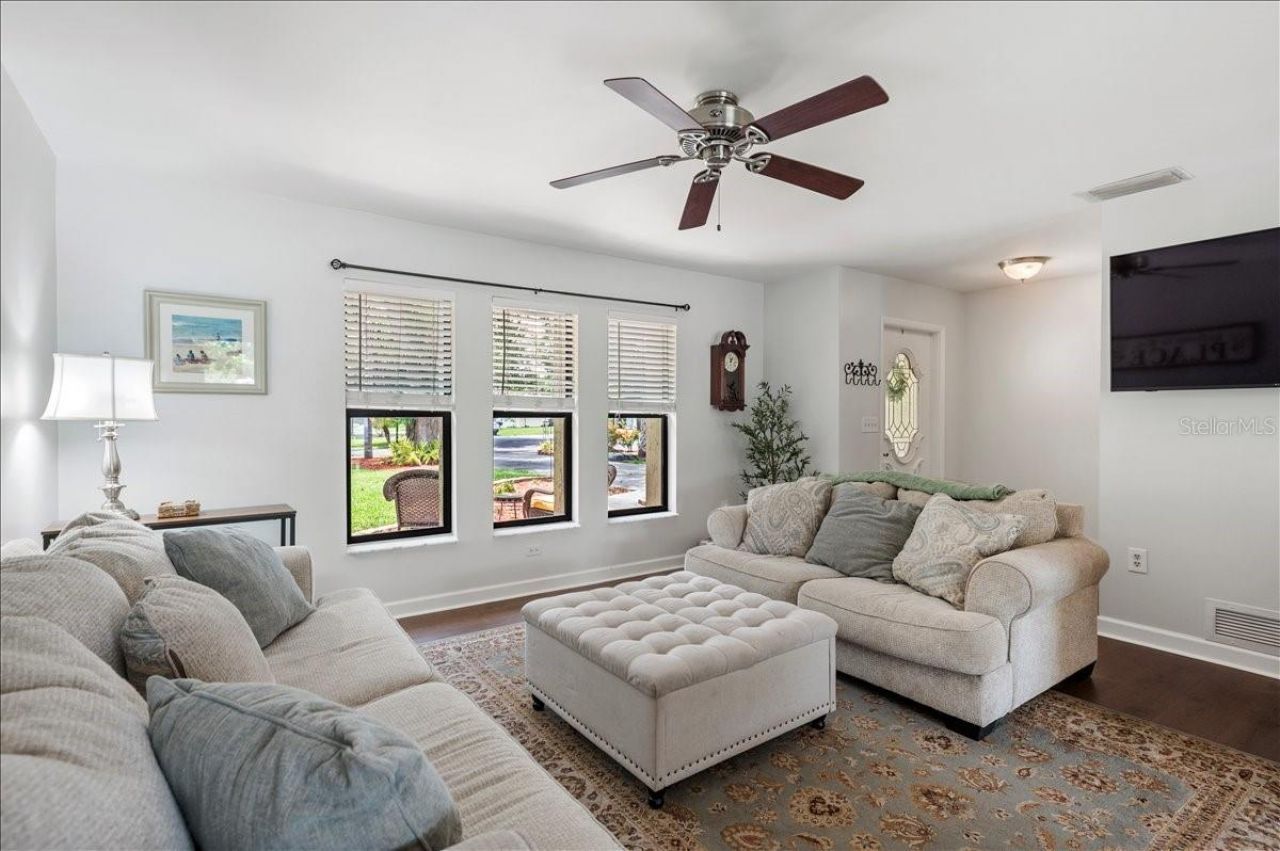4346 Meadowland Circle, Sarasota, FL 34233 Photo