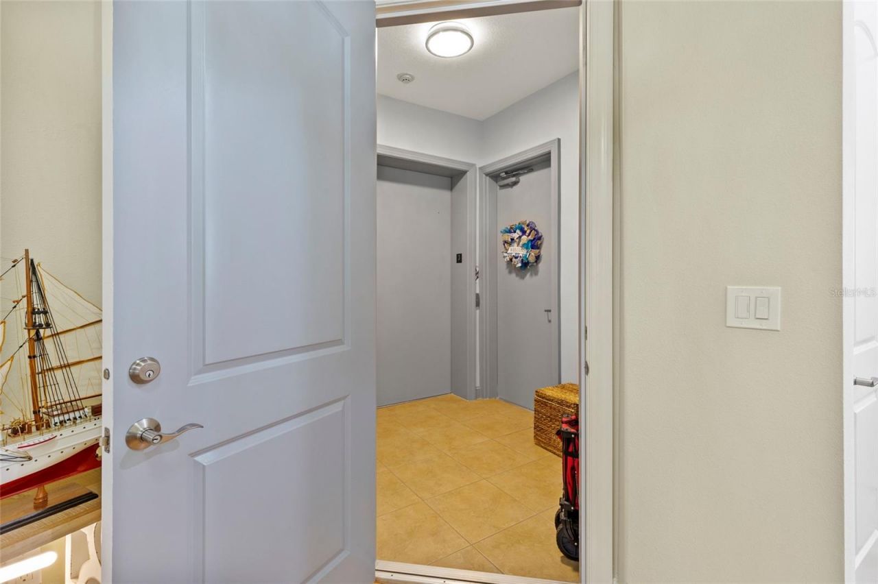 10 Franklin Court S, Unit 63C, Saint Petersburg, FL 33711 Photo