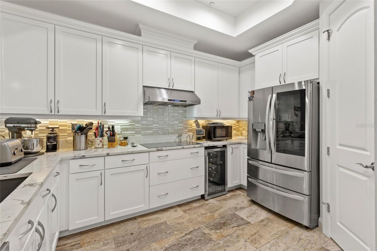 10 Franklin Court S, Unit 63C, Saint Petersburg, FL 33711 Photo