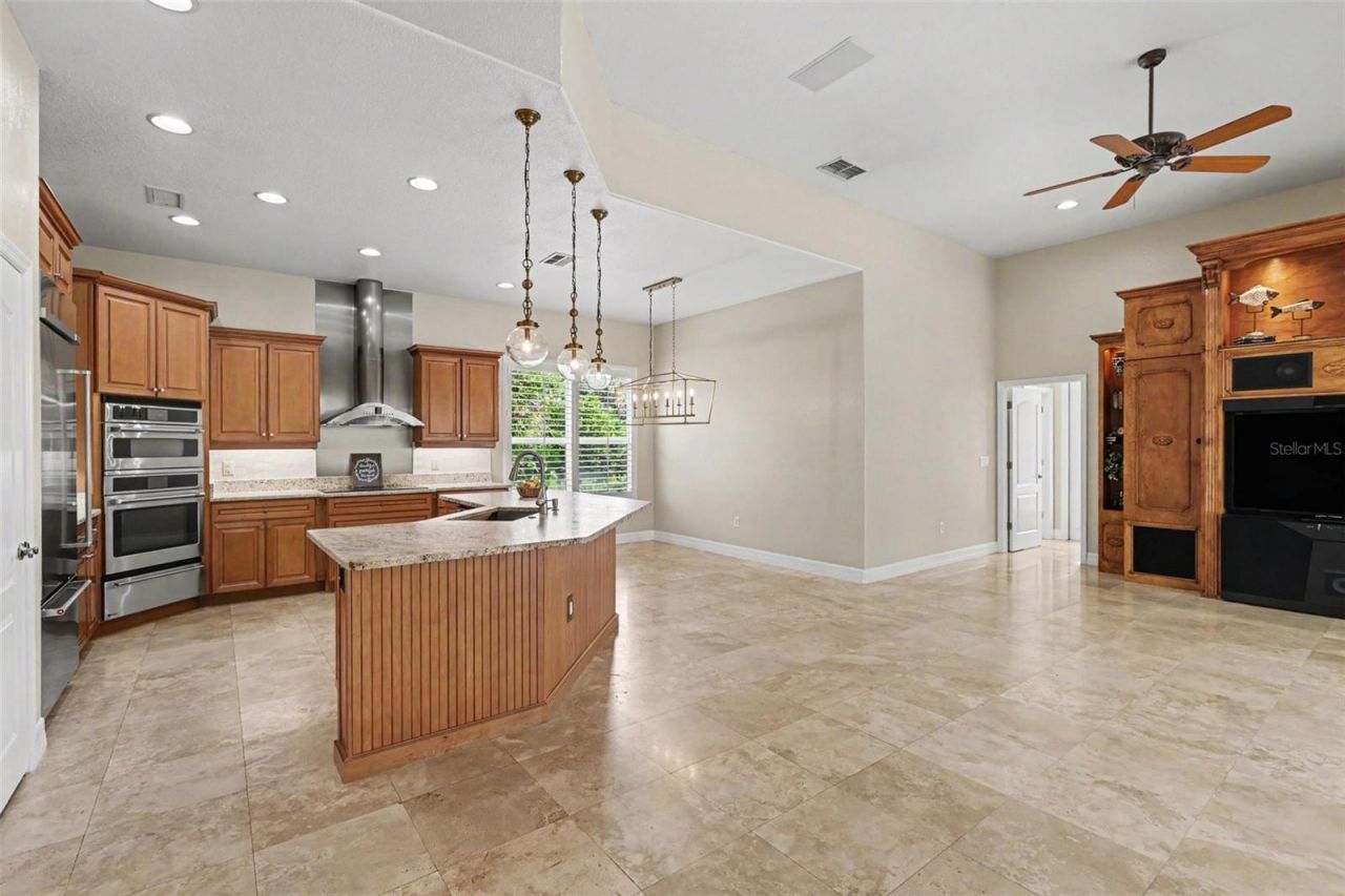 2912 Hampton Place Court, Plant City, FL 33566 Photo
