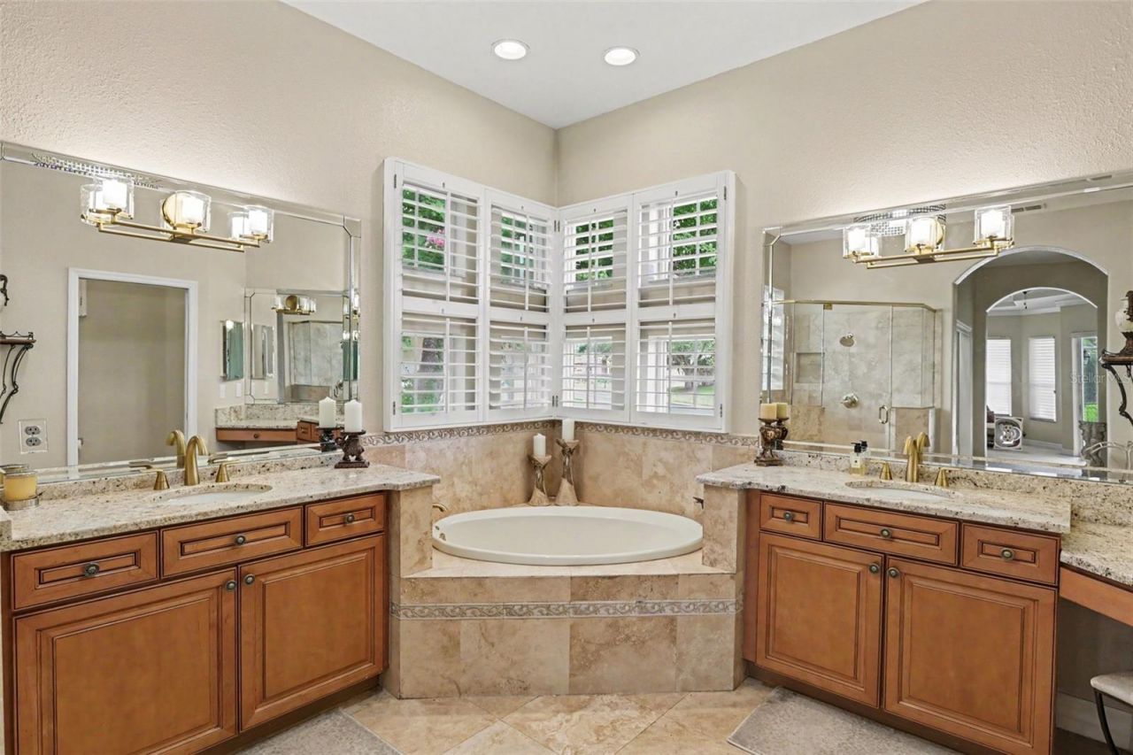 2912 Hampton Place Court, Plant City, FL 33566 Photo