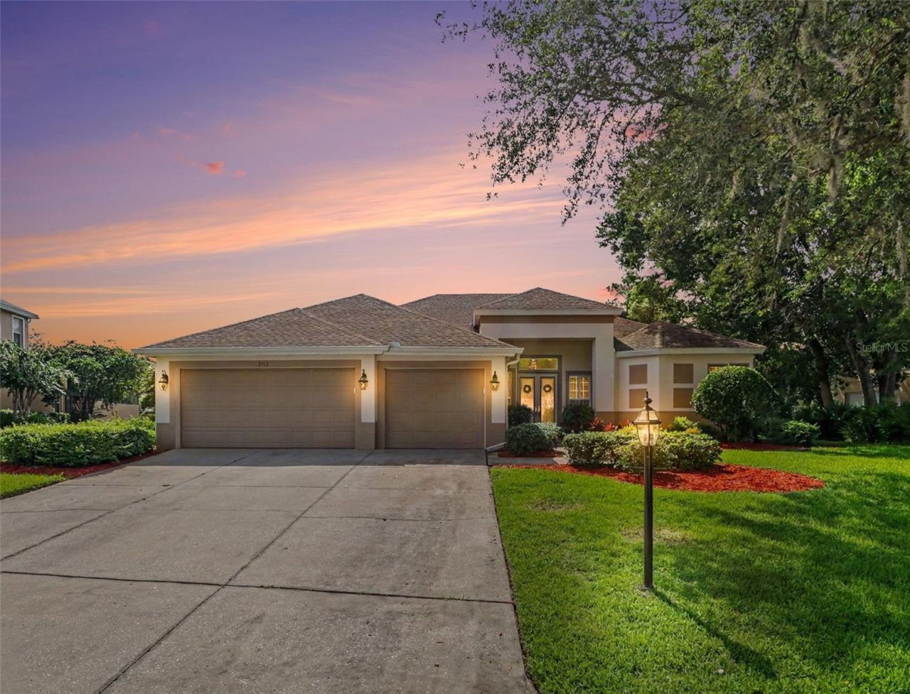 2912 Hampton Place Court, Plant City, FL 33566 Photo