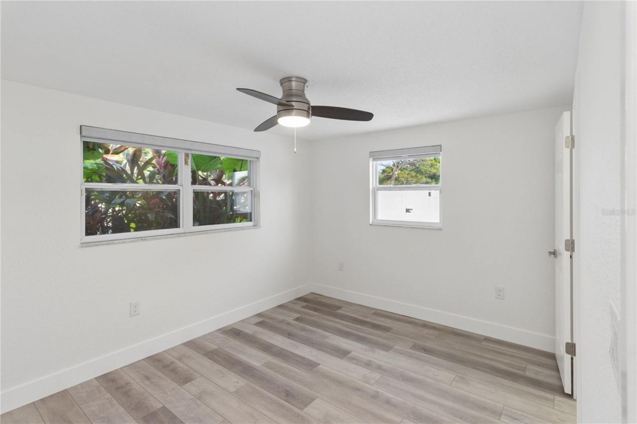 5400 Denver Street Ne, Saint Petersburg, FL 33703 Photo
