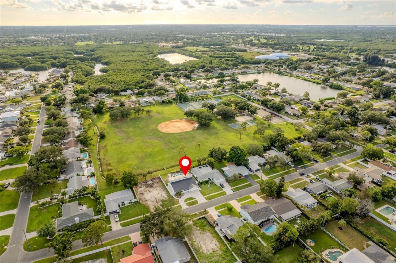 5400 Denver Street Ne, Saint Petersburg, FL 33703 Photo