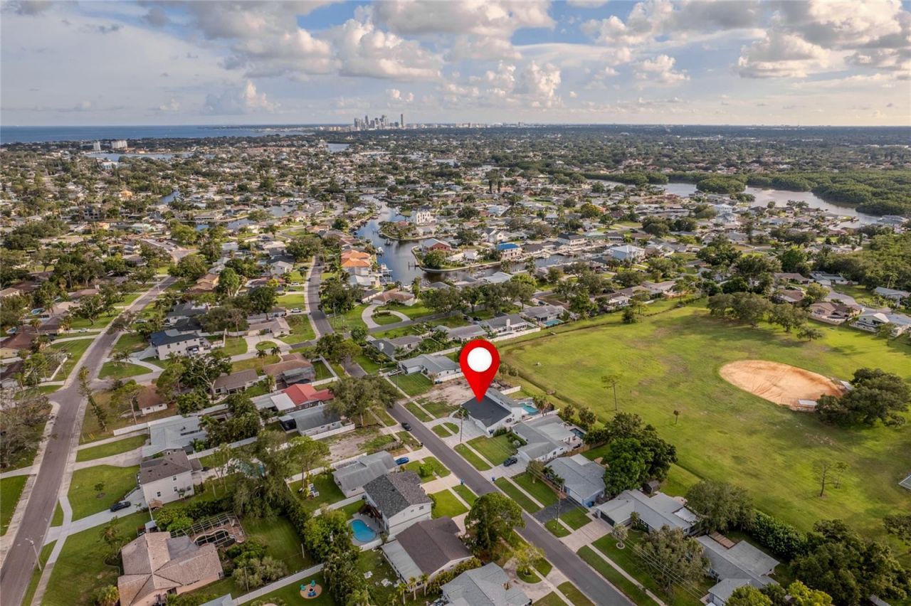 5400 Denver Street Ne, Saint Petersburg, FL 33703 Photo
