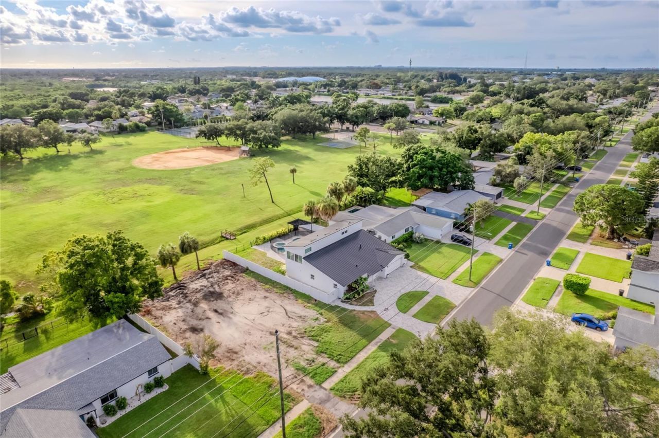 5400 Denver Street Ne, Saint Petersburg, FL 33703 Photo