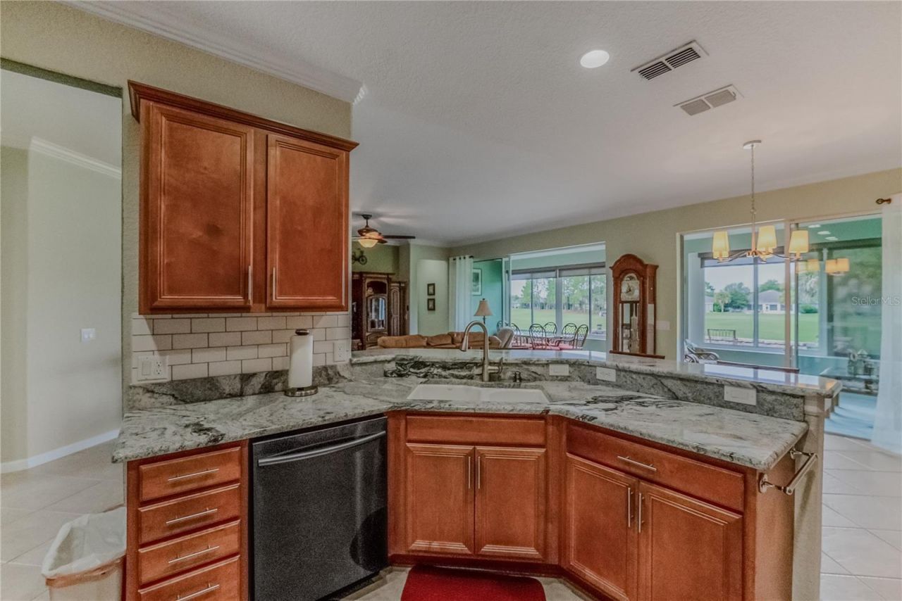 9563 SW 71st Loop , Ocala, FL 34481 Photo