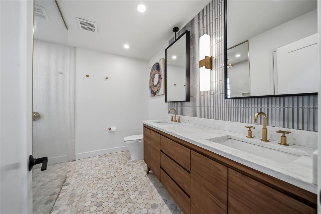 3896 42nd Avenue S, Saint Petersburg, FL 33711 Photo