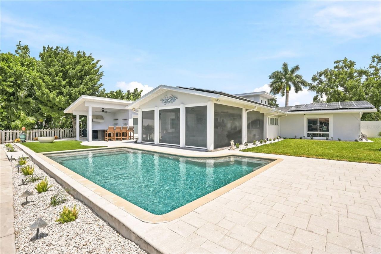3896 42nd Avenue S, Saint Petersburg, FL 33711 Photo