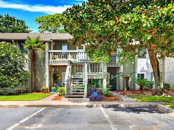 56 Bull River Bluff Drive , Savannah, GA 31410