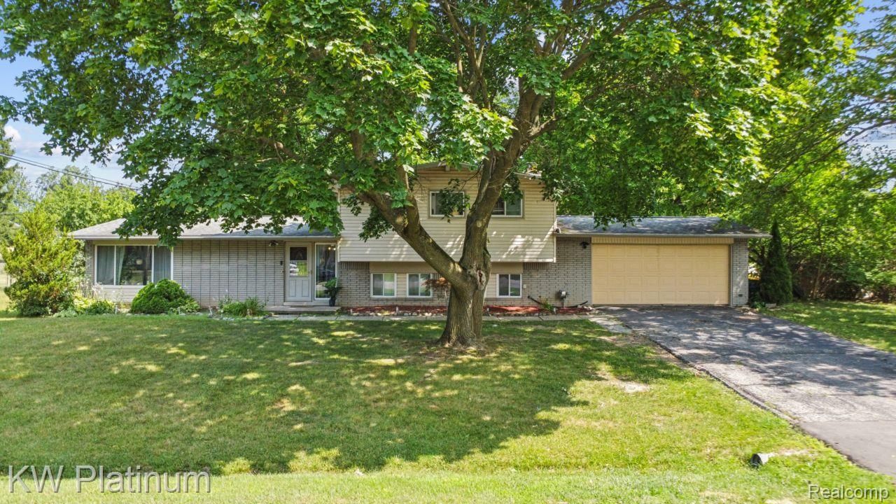 32312 W Wayburn Street, Farmington Hills, Mi 48334 Main Photo