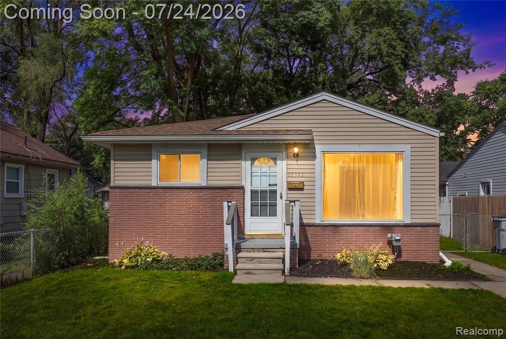 23393 Powell Avenue, Hazel Park, MI 48030 Main Photo