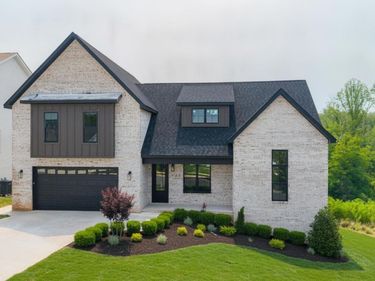 922 Elmwood Avenue, Lynchburg, VA 24503