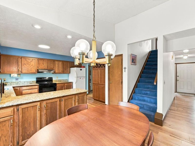 9233 Meadow Drive, Maineville, OH 45039 Photo 13