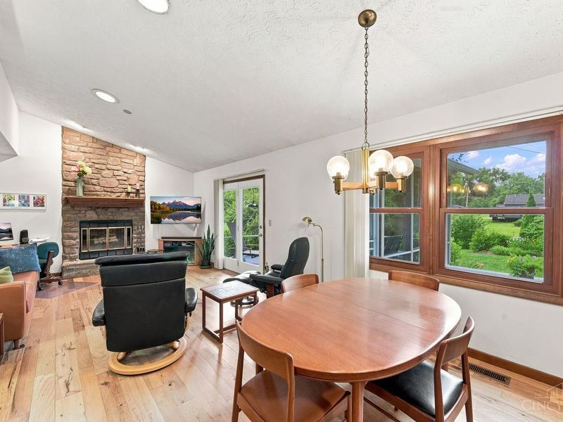 9233 Meadow Drive, Maineville, OH 45039 Photo 14