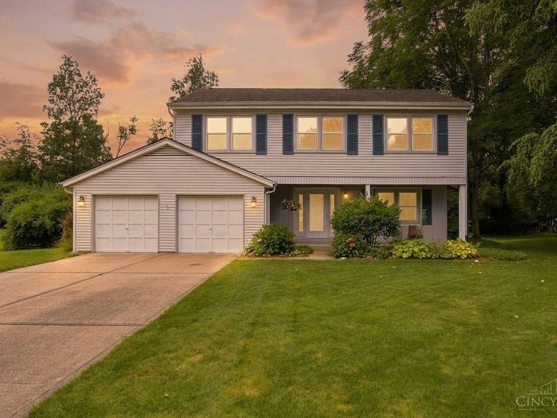 9233 Meadow Drive, Maineville, OH 45039 Photo 3