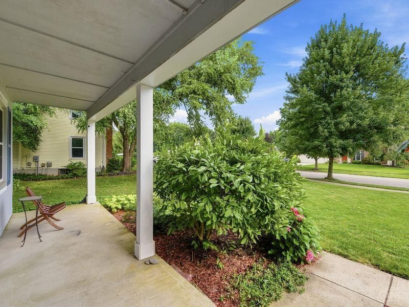 9233 Meadow Drive, Maineville, OH 45039 Photo 4
