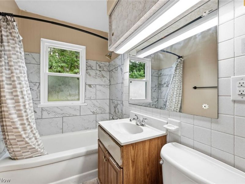 26850 Gary Avenue, Euclid, OH 44132 Photo 13
