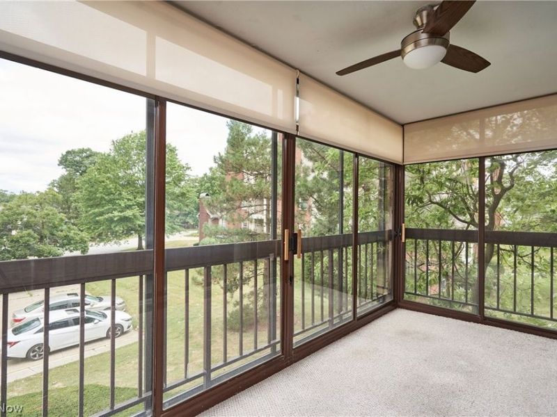 160 Fox Hollow Drive, Unit 306, Mayfield Heights, OH 44124 Photo 8