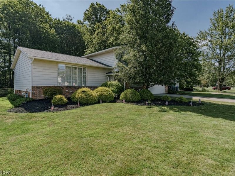 5131 Cheswick Drive, Solon, OH 44139 Photo 2