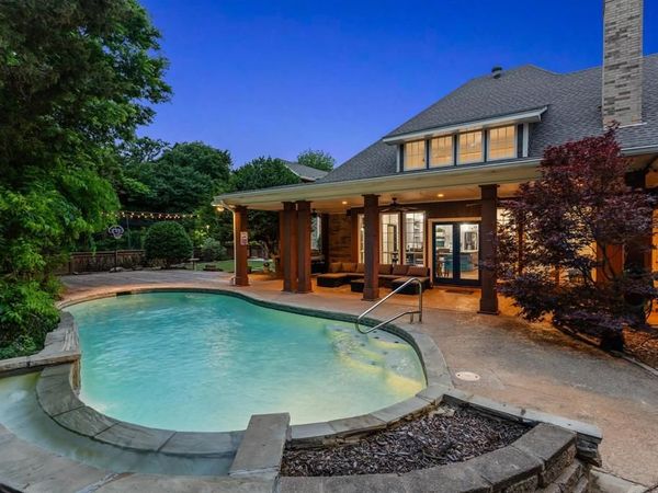 904 Mobley Road, Cedar Hill, TX 75104