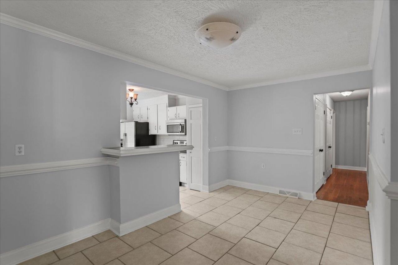 206 State Rd.  Photo 10