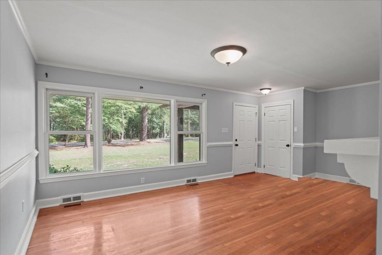 206 State Rd.  Photo 9