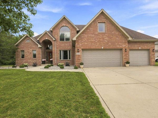10591 Erie Drive , Crown Point, IN 46307