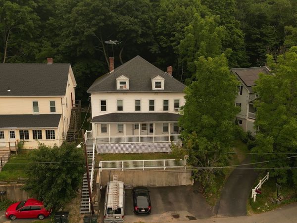 1-3 Oak St, Clinton, MA 01510