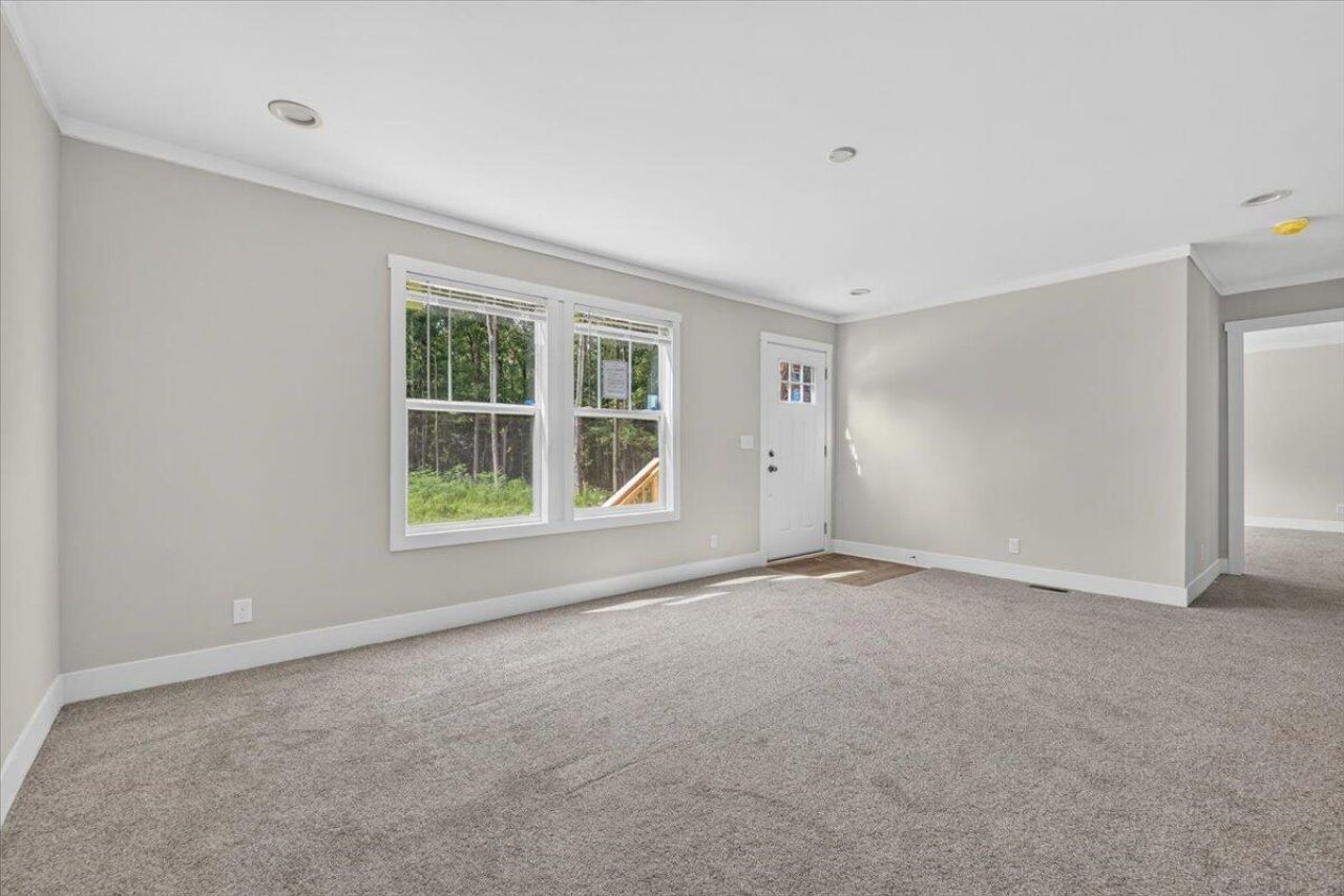 519 Stephens Lane Photo 9