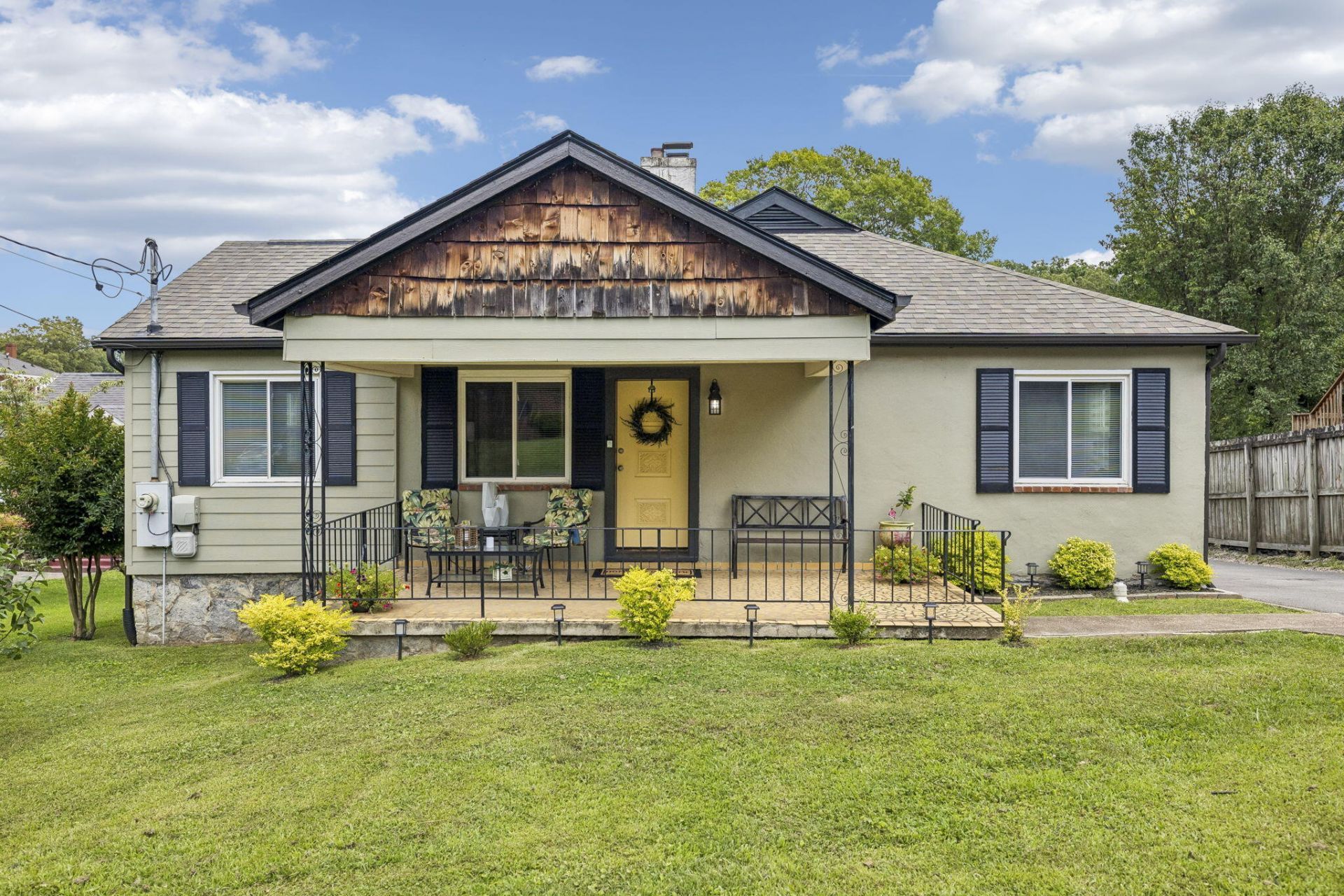 408 Broughton Street, Chattanooga, TN 37411 Main Photo