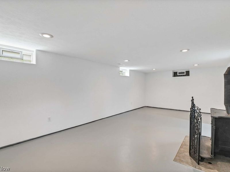 8088 Wesley Drive, Strongsville, OH 44136 Photo 35