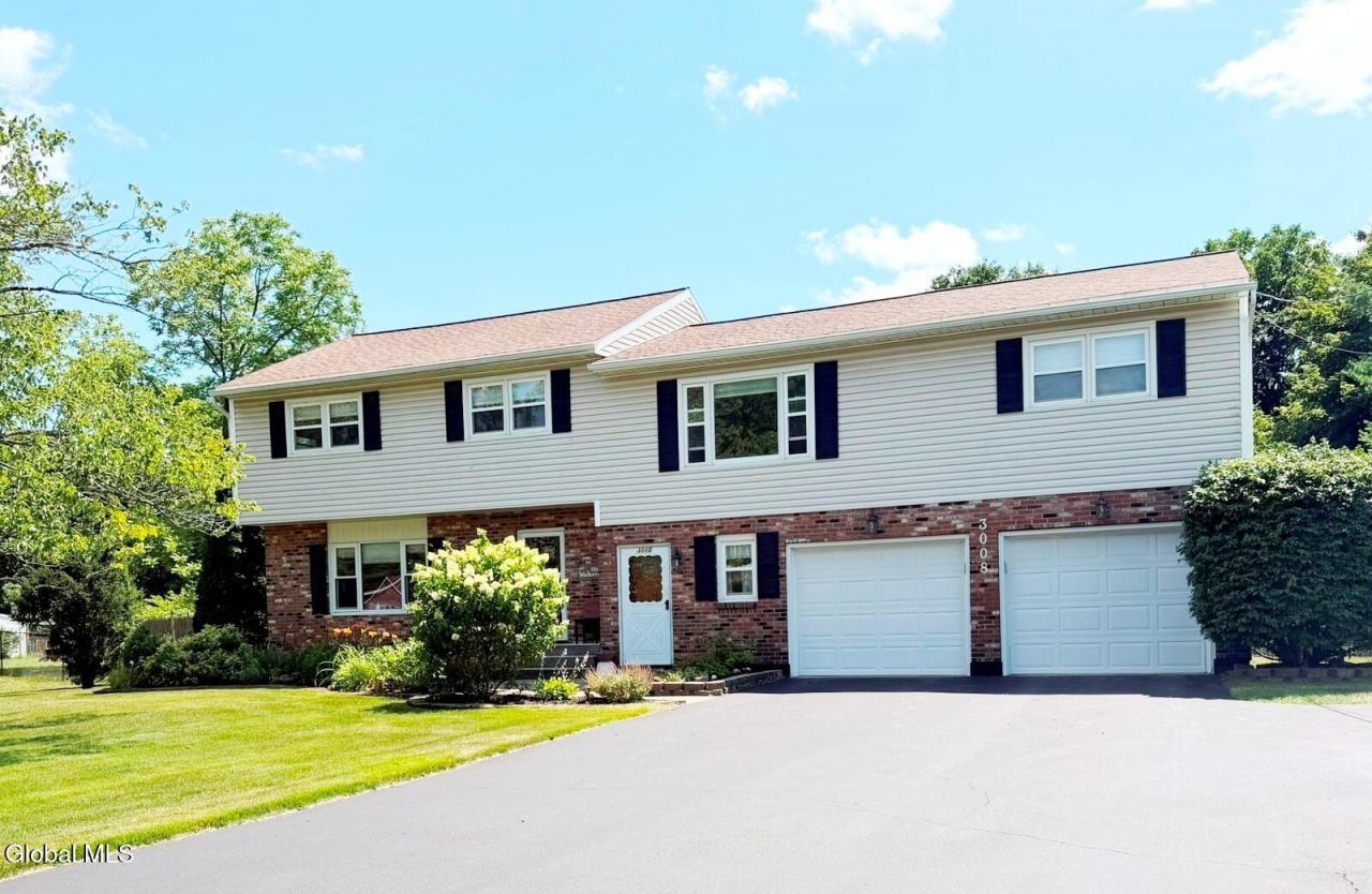 3008-3010 Sunset Lane, Schenectady, NY 12303 Main Photo