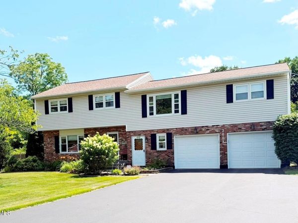 3008-3010 Sunset Lane, Schenectady, NY 12303