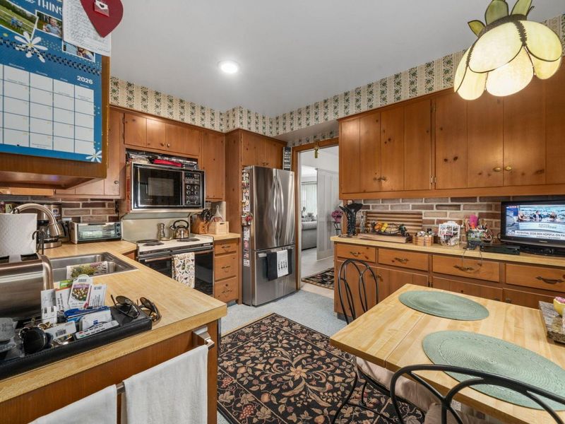 1840 Ardleigh, Columbus, OH 43221 Photo 25