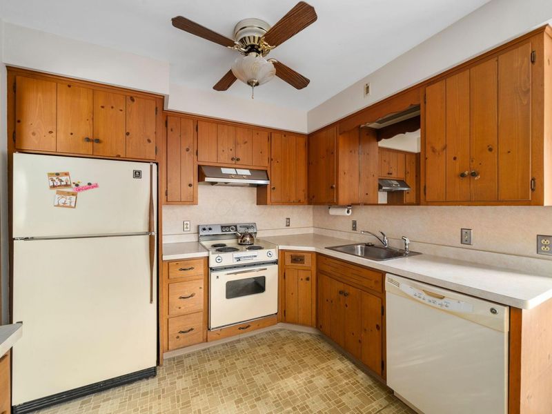 1840 Ardleigh, Columbus, OH 43221 Photo 56