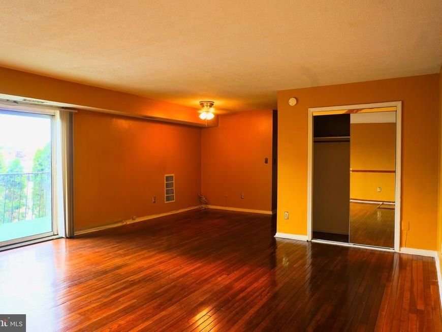 7527 Riverdale Road, Unit 1827, Hyattsville, MD 20784 Main Photo