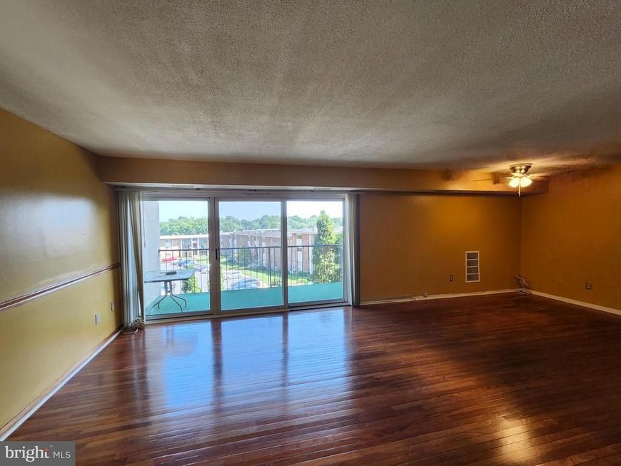 7527 Riverdale Road, Unit 1827, Hyattsville, MD 20784 Main Photo