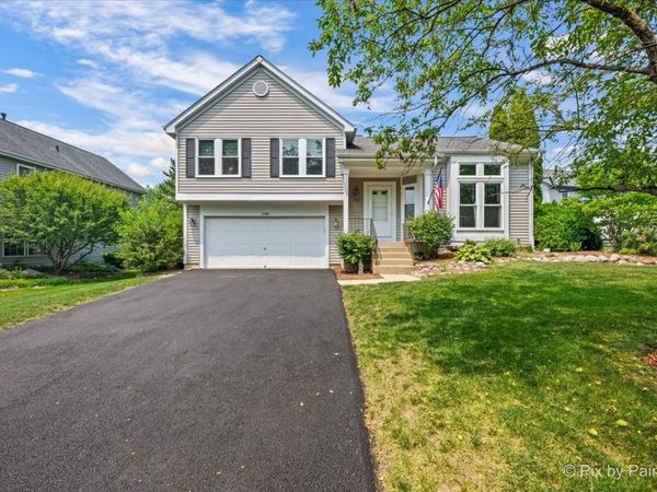 1756 Somerfield Lane , Crystal Lake, IL 60014