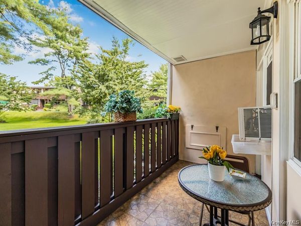 103 Wiltshire Road , Unit D8, Scarsdale, NY 10583
