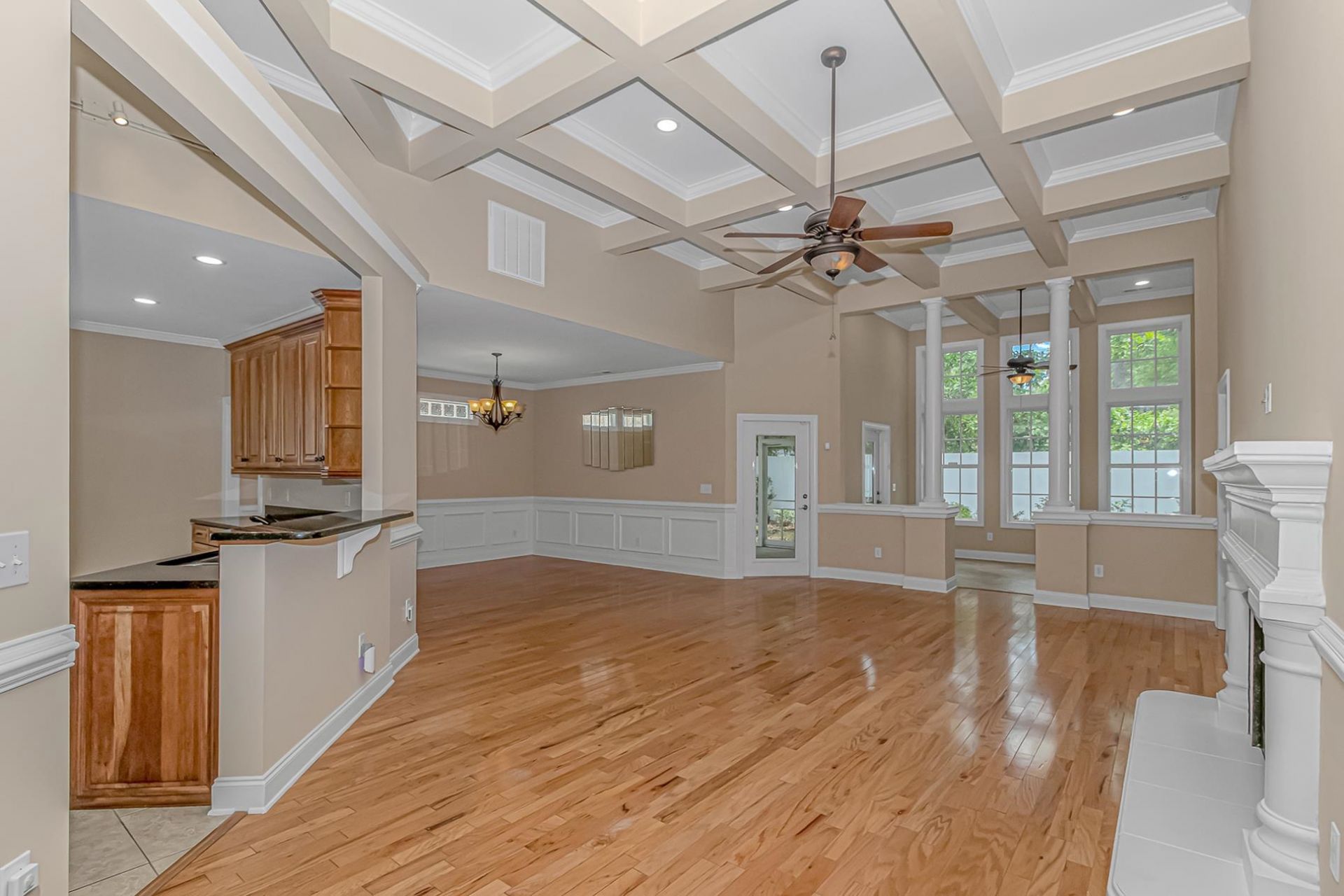 1215 Trisail Ln Photo 8