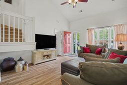 379 Seabert Rd. photo 4