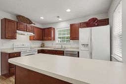 379 Seabert Rd. photo 4