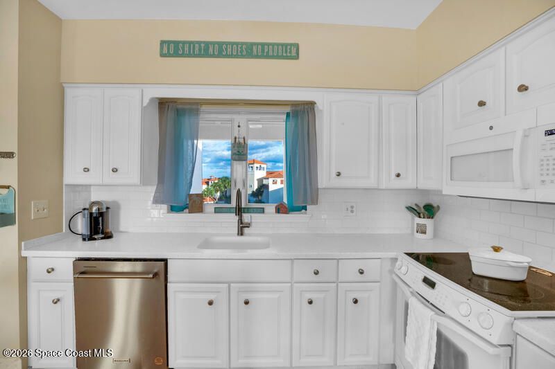 5010 Harmony Circle , Unit 306, Vero Beach, FL 32967 Photo
