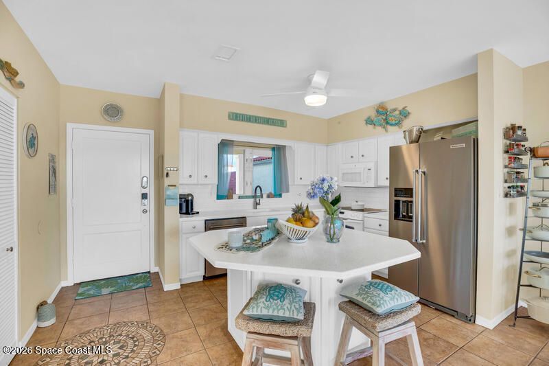 5010 Harmony Circle , Unit 306, Vero Beach, FL 32967 Photo